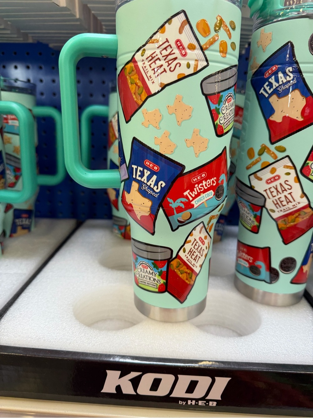 H‑E‑B Texas Snack Pattern Mint Travel Tumbler with Handle. 1 mug!